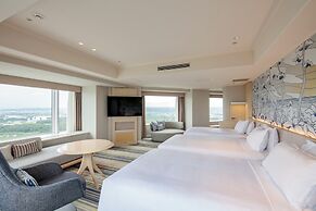 Phoenix Seagaia Ocean Tower