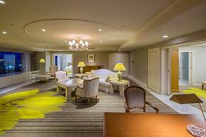 Phoenix Seagaia Ocean Tower