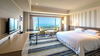 Phoenix Seagaia Ocean Tower