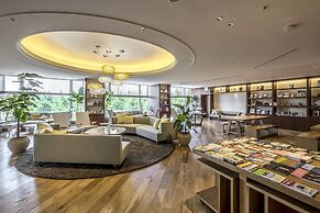 Phoenix Seagaia Ocean Tower