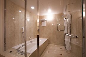 Phoenix Seagaia Ocean Tower