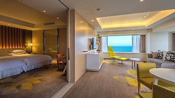 Phoenix Seagaia Ocean Tower