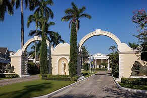 Sandals Royal Caribbean - ALL INCLUSIVE Couples Only