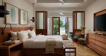 Sandals Royal Caribbean - ALL INCLUSIVE Couples Only