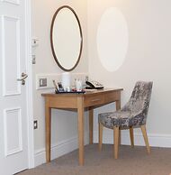 Waterloo Hotel Lodge