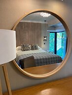 Waterloo Hotel Lodge