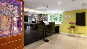 Donnington Manor Hotel