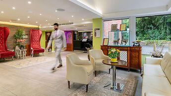 Donnington Manor Hotel