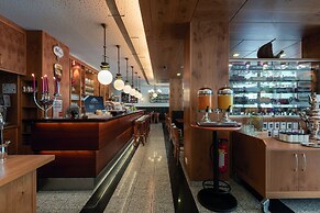 Hotel Conti