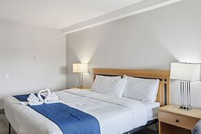 Canadas Best Value Desert Inn & Suites Cache Creek