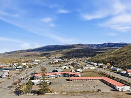 Canadas Best Value Desert Inn & Suites Cache Creek