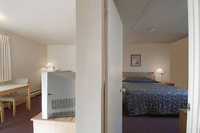 Canadas Best Value Desert Inn & Suites Cache Creek