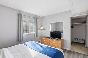 Canadas Best Value Desert Inn & Suites Cache Creek