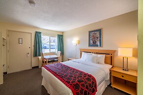 Canadas Best Value Desert Inn & Suites Cache Creek