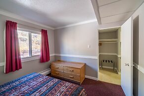 Canadas Best Value Desert Inn & Suites Cache Creek