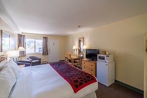 Canadas Best Value Desert Inn & Suites Cache Creek