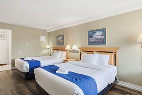 Canadas Best Value Desert Inn & Suites Cache Creek