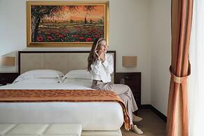 Hotel Athena