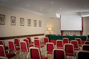 Hotel Athena