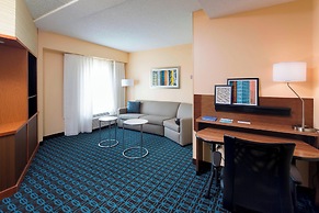 Fairfield Inn & Suites Newark Liberty International Airport