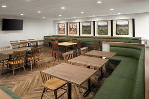 Fairfield Inn & Suites Newark Liberty International Airport