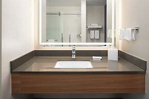 Fairfield Inn & Suites Newark Liberty International Airport