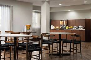 Fairfield Inn & Suites Newark Liberty International Airport
