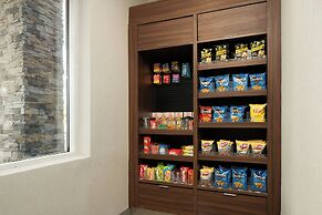 Fairfield Inn & Suites Newark Liberty International Airport
