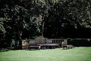 Ye Olde Bell Hotel & Spa