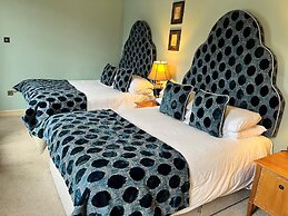 Ye Olde Bell Hotel & Spa