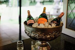 Ye Olde Bell Hotel & Spa