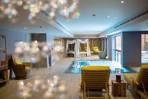 Ye Olde Bell Hotel & Spa