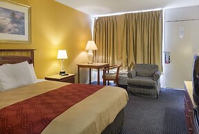 Econo Lodge Petersburg - Fort Lee