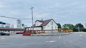 Falls Lodge by the Falls