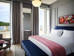 Hotel Excelsior