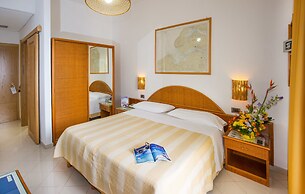 Ecoresort Le Sirenè - Caroli Hotels