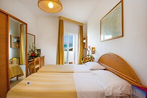 Ecoresort Le Sirenè - Caroli Hotels