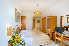 Ecoresort Le Sirenè - Caroli Hotels