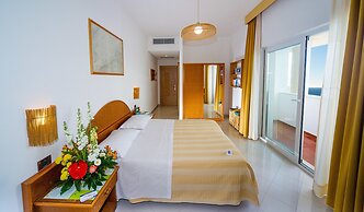 Ecoresort Le Sirenè - Caroli Hotels