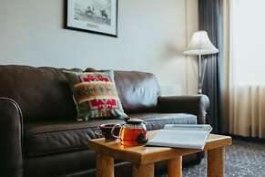 Brewster Mountain Lodge