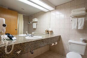 Brewster Mountain Lodge