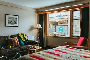 Brewster Mountain Lodge