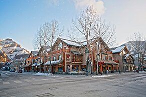 Brewster Mountain Lodge