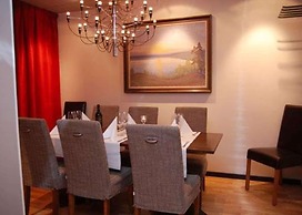 Home Hotel Drott