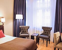 Home Hotel Drott
