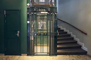 Home Hotel Drott