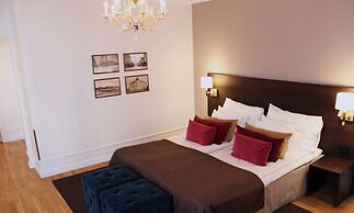 Home Hotel Drott