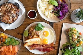 Balfour Miami Beach a Morgan’s Original