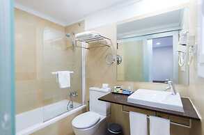 Senator Barcelona Apartments