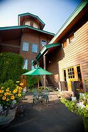 Kandahar Lodge at Whitefish Mountain Resort